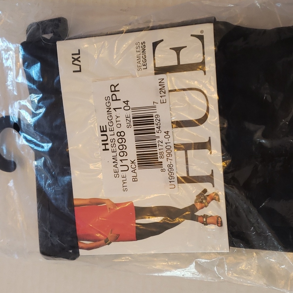 NWT HUE SEAMLESS LEGGINGS BLACK L/XL